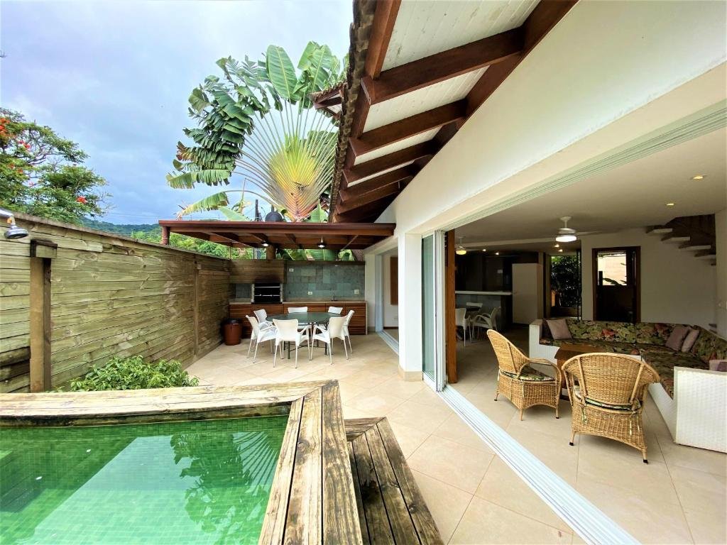 Vista da área de lazer da Casa na Praia Maravilhosa de JUQUEHY em Juquehy.
