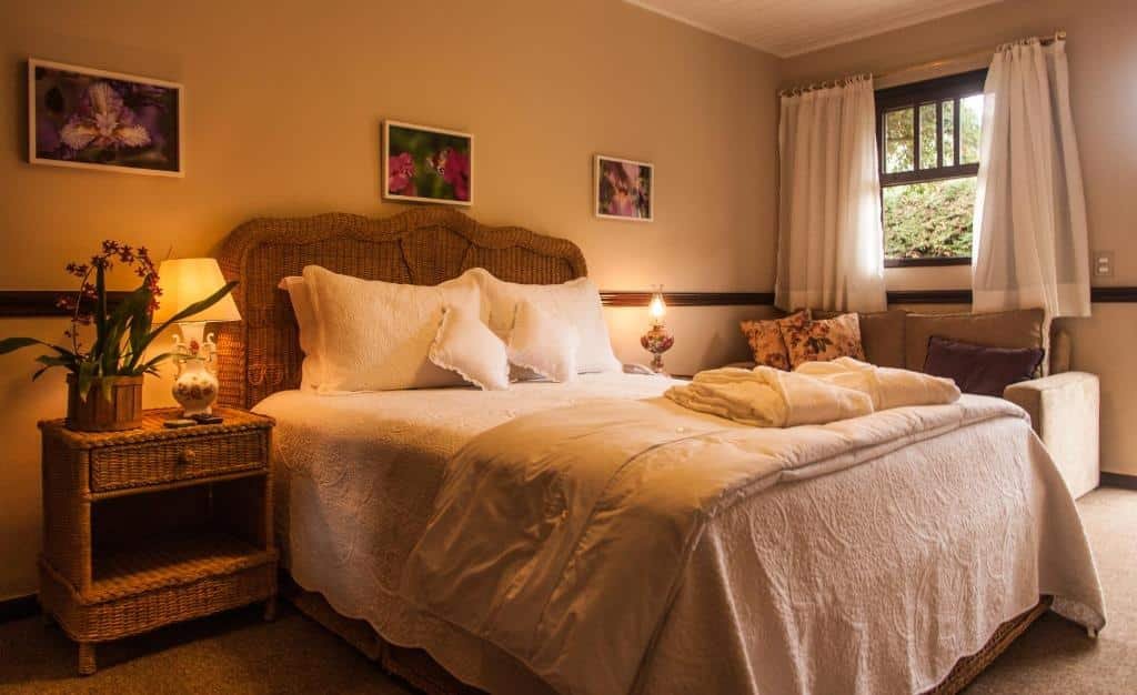 quarto da Pousada Parador Santarém em Itaipava