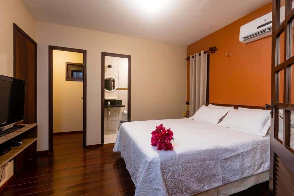 Quarto da Sombra do Coqueiro Villas - 150m da Praia.